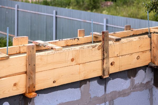Cost of Poured Wall Construction in Charleston