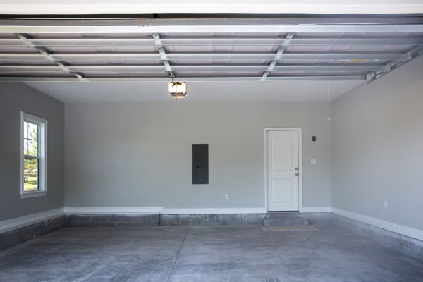 Cost of Garage Floor Installation in Charleston