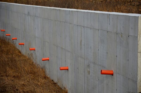 Cost of Concrete Wall Installation in Charleston
