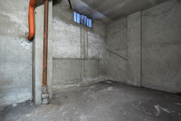 Cost of Basement Wall Construction in Charleston