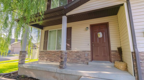 Cost of Porch Concrete Construction in Charleston