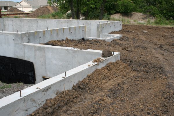 Cost of Foundation Wall Installation in Charleston