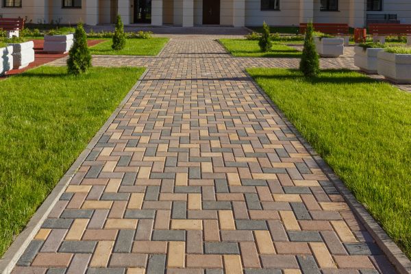 Cost of Paved Walkway Service in Charleston